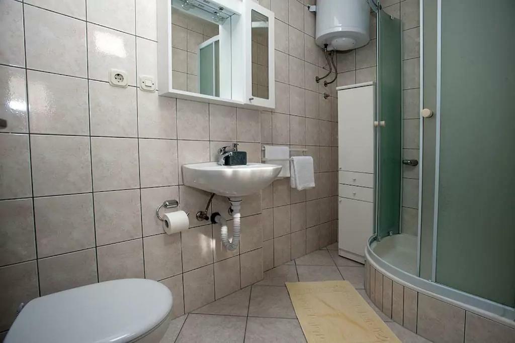 Apartments Carevic Ante Baska Voda Exterior photo